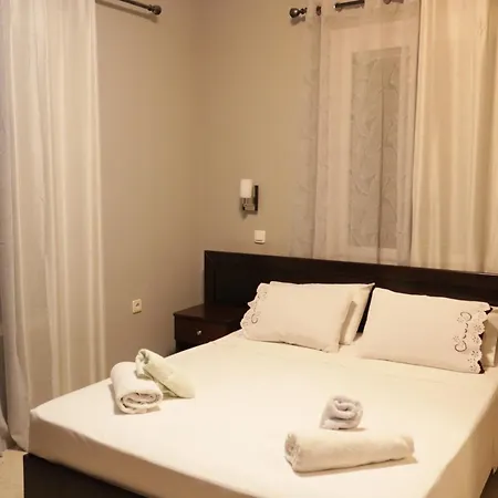 Ellis Pensionat Katomerion