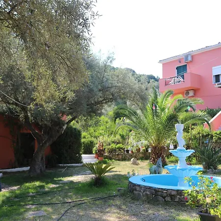 Ellis Guest house 4*