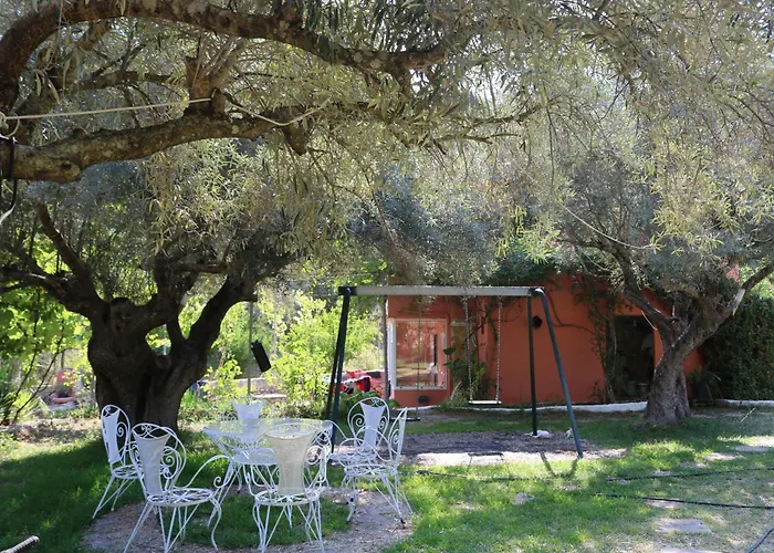 Guest house Ellis Katomerion