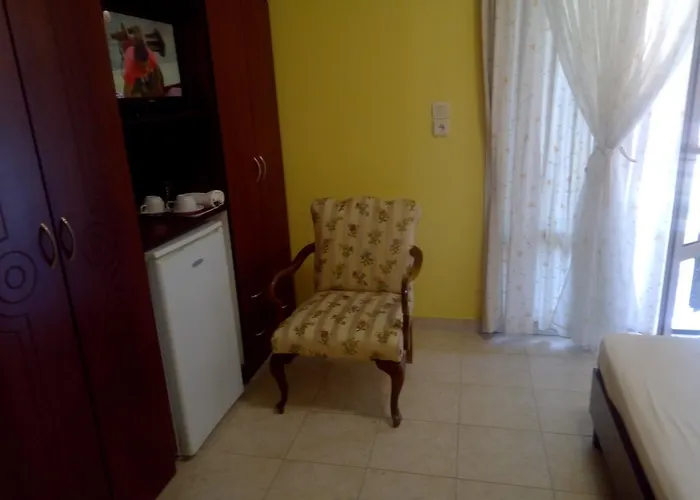 Guest house Ellis Katomerion